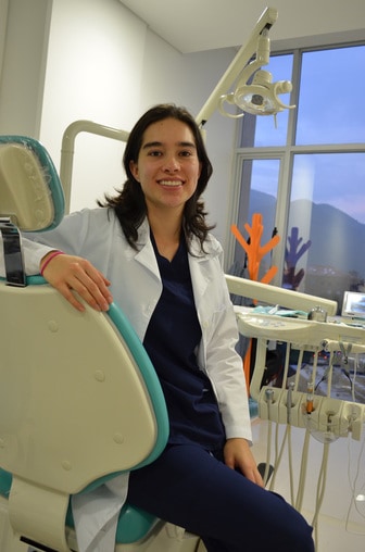Laura Lara, odontologia, rahabilitacion oral en Bogota, Colombia